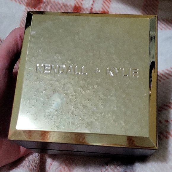 Kendall & Kylie wristwatch bracelet set - Picture 4 of 5